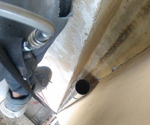 Správn fungující klempíské prvky jsou klíové pro ochranu budov ped vlhkostí a poškozením fasád. Pravidelná údrba okap, svod a dalších prvk je nezbytná, zejména ped zimním obdobím, kdy dochází k jejich nejvtší záti.
Na inovním dom jsme provedli výmnu poškozeného okapového svodu a jeho kolena. Souástí prací byla také výroba sbrných...